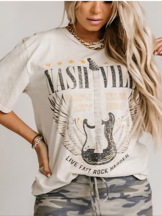 Hrt & Luv Tops - HRT & LUV Nashville Graphic Tee in Beige, Size XL